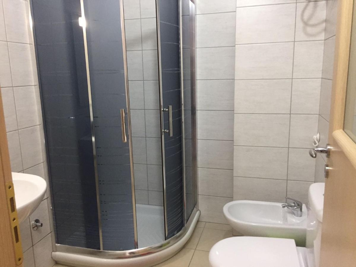 Appartamento Con Vista Mare Vlorë Buitenkant foto