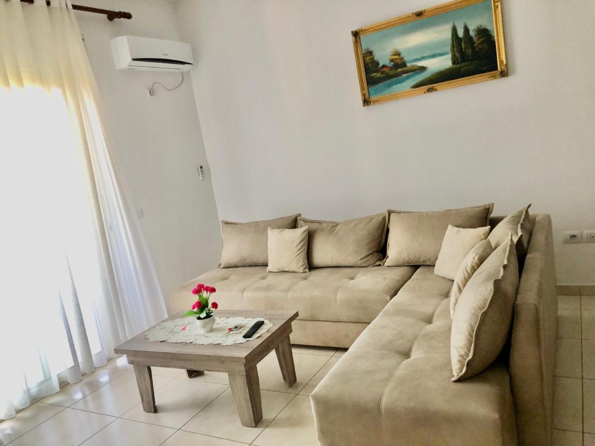 Appartamento Con Vista Mare Vlorë Buitenkant foto