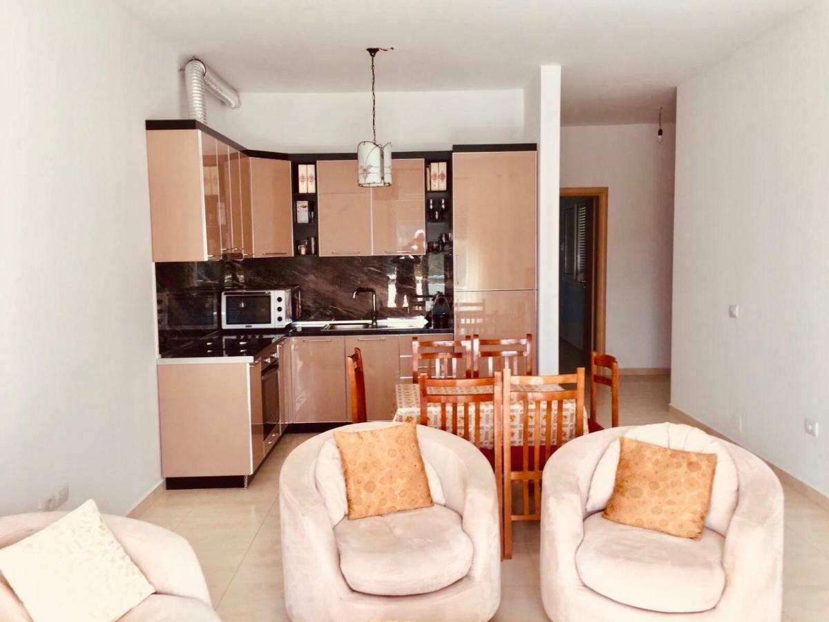 Appartamento Con Vista Mare Vlorë Buitenkant foto